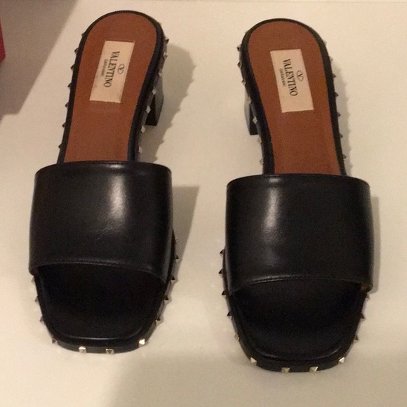 ❗️SALE❗️Valentino Soul Rockstud Heel Slides - Picture 7 of 7
